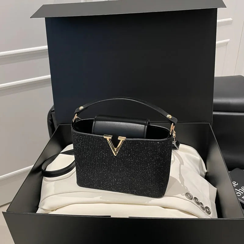 Women's Messenger Bag In High-Quality Leather Featuring Classic Elegant Design From Luxury Brand Popular Choice