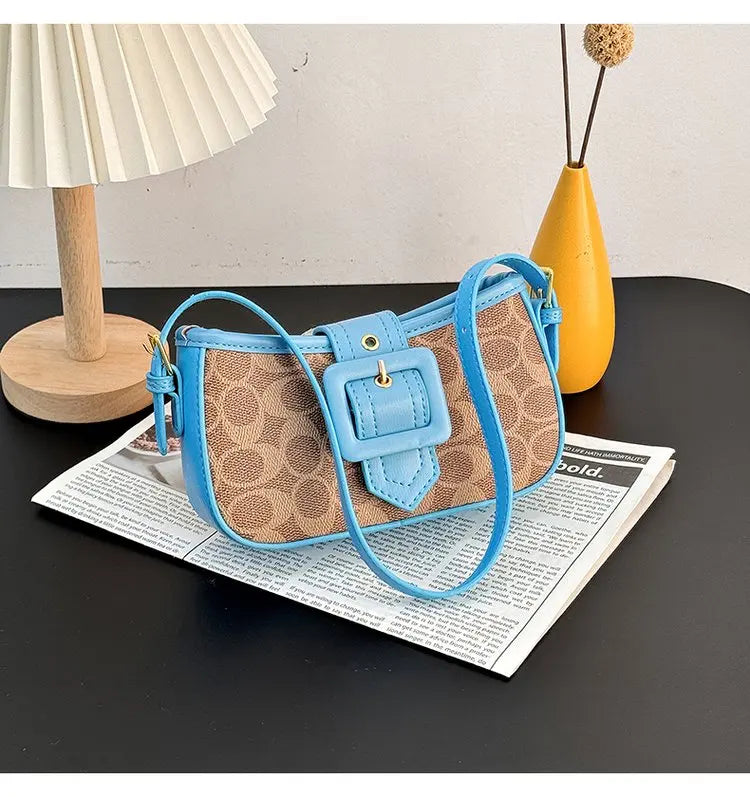 The High-end Underarm Baguette Bag 2025 New Style, Featuring A Star-studded Single-shoulder Bag with A Unique Hand-carry Design