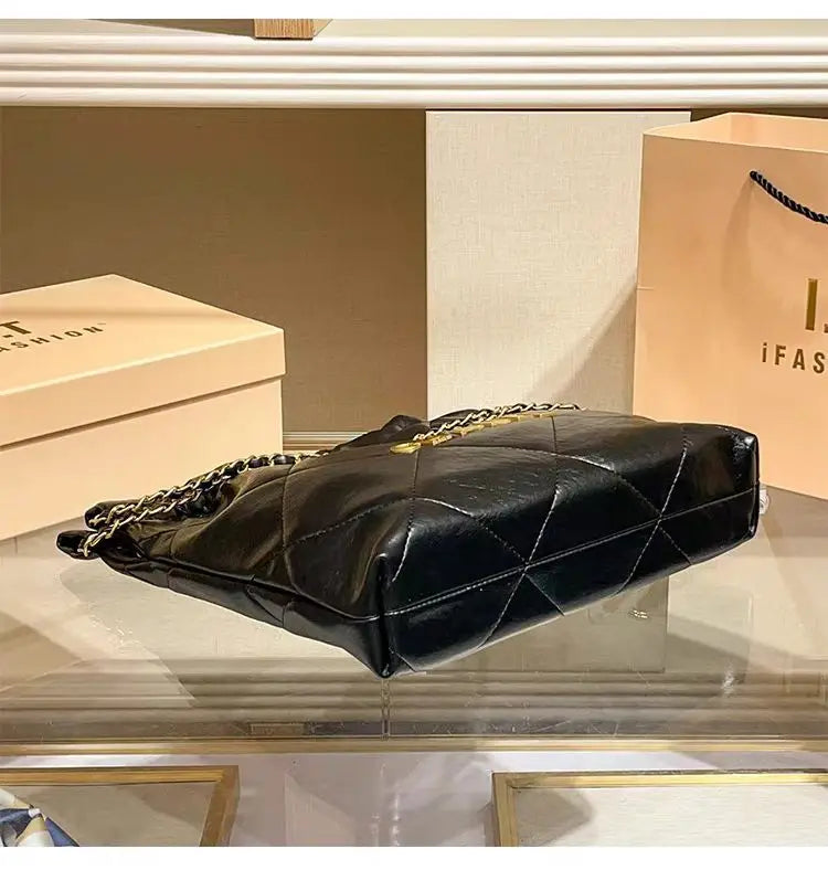 2025 New Garbage Bag Tote Bag Women's Large Capacity Diamond Grid Chain Premium Single Shoulder Underarm Bag