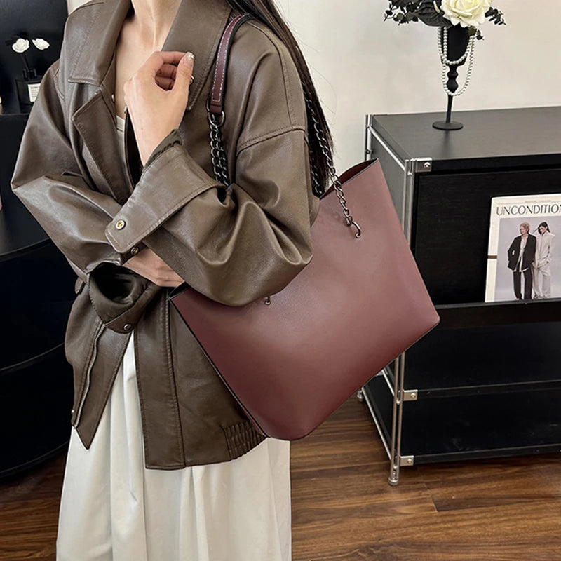 Luxury PU Leather Tote Bag For Women New Chains Shoulder Bag Large Capacity Handbag Travel Female Handle Bag bolso