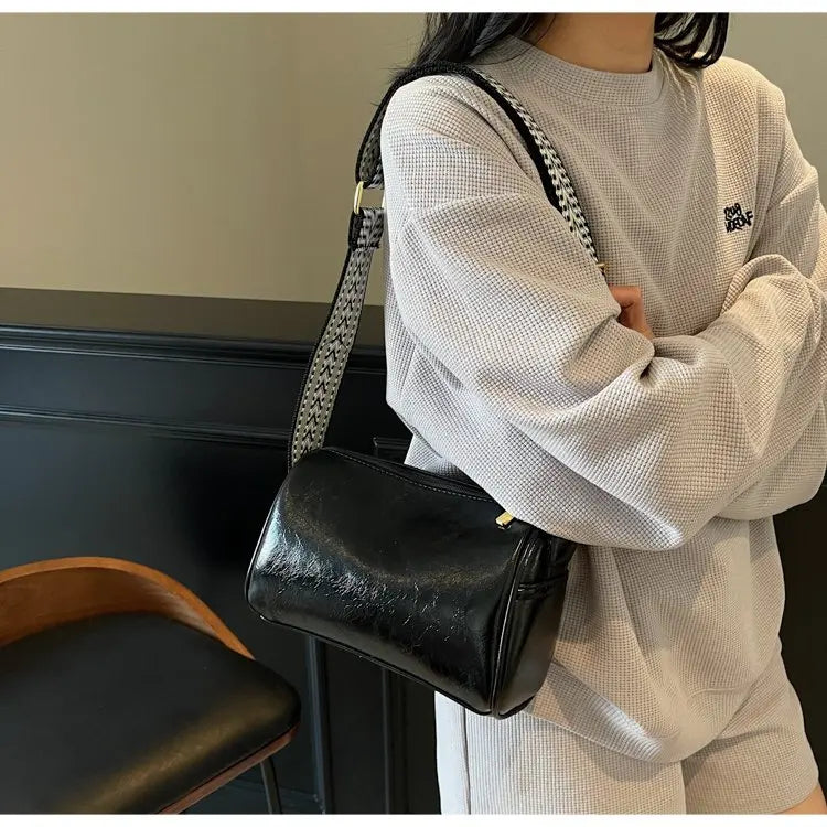 Luxury Brand Famous Designer Women's Tote Bag Elegant Leather Classic Crossbody Messenger Popular Ladies