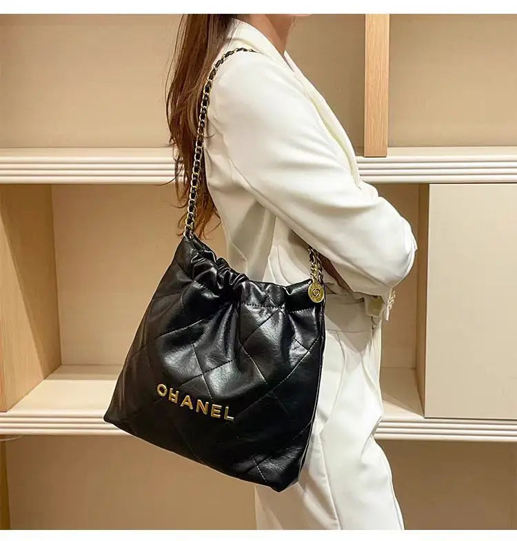 2025 New Garbage Bag Tote Bag Women's Large Capacity Diamond Grid Chain Premium Single Shoulder Underarm Bag