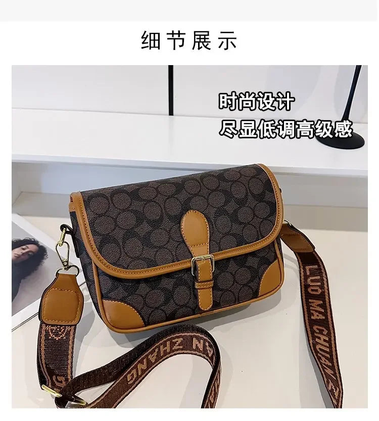 The Crossbody Bag Is A High-end, Retro, Versatile, Simple and Light Luxury Small Square Bag, A Lady's Hand-held Shoulder Bag