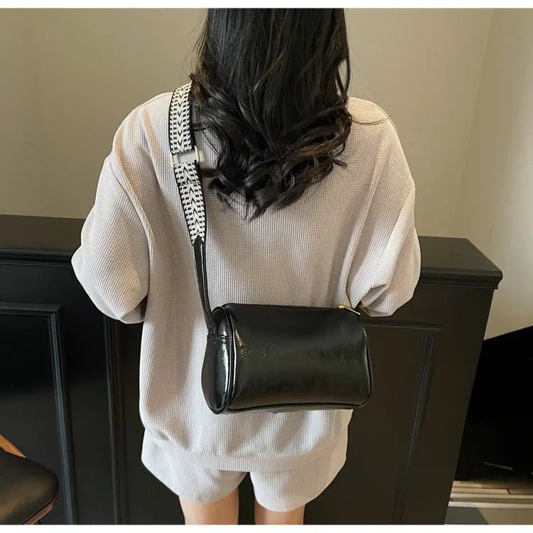 Luxury Brand Famous Designer Women's Tote Bag Elegant Leather Classic Crossbody Messenger Popular Ladies