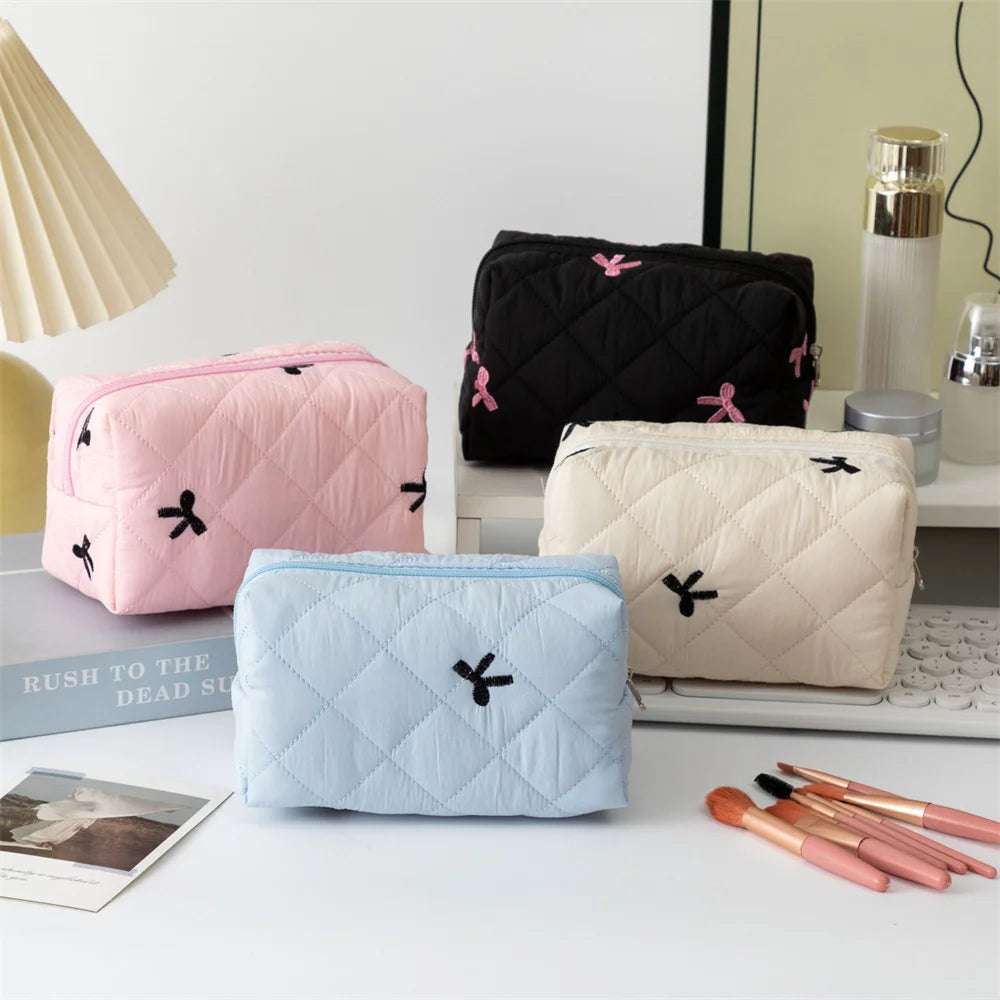 Makeup Bag for Women Embroidered Bowknot Travel Cosmetic Bags Large Capacity Toiletry Storage Bag Portable Makeup Pouch