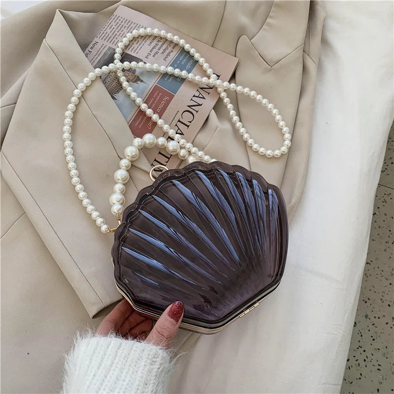 Evening Bags for Women 2023 New Transparent Shell Bag Clutch Box Handbags Pearl Chain Crossbody Bag Acrylic Purse Shoulder Bag