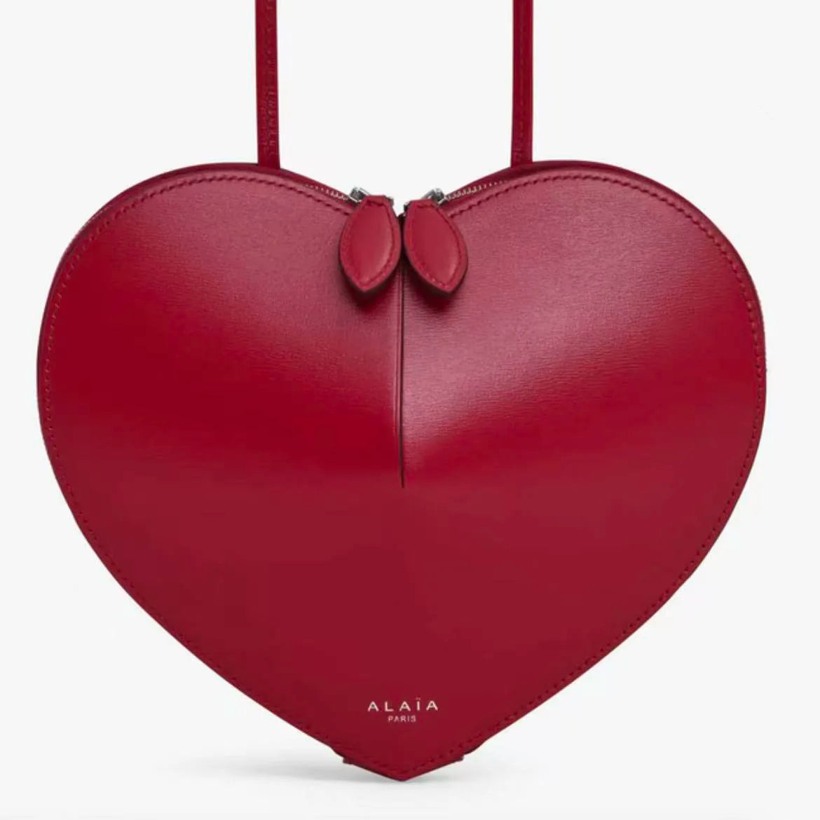 2025 high-texture love bag, mobile phone bag, genuine leather shoulder messenger bag, star heart-shaped bag of the same style