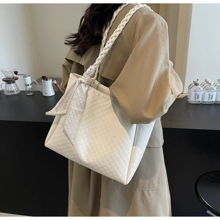 Fashion Tote Bag for Women Large Capacity Shoulder Purse Designer Handbag Simple Style Casual Office Commute Daily Use