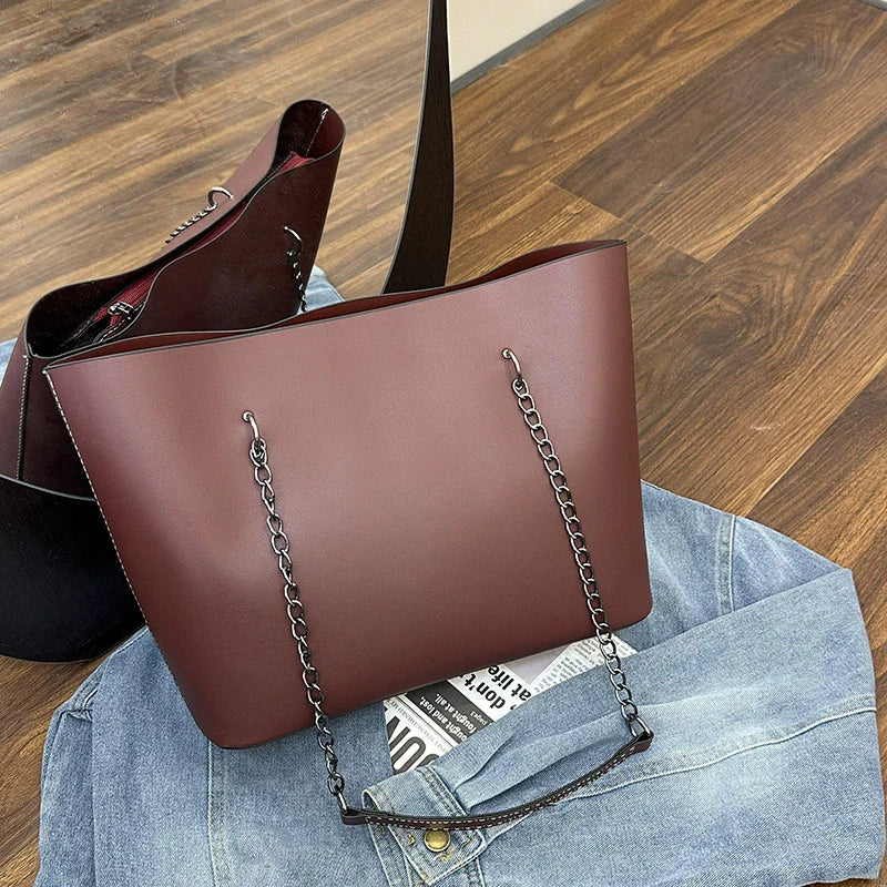 Luxury PU Leather Tote Bag For Women New Chains Shoulder Bag Large Capacity Handbag Travel Female Handle Bag bolso