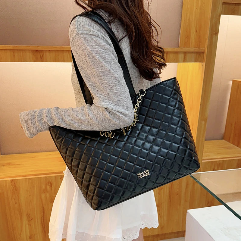 Popular Classic Elegant Leather Shoulder Bag Messenger Bag For Women From Luxury Brand Famous Designer
