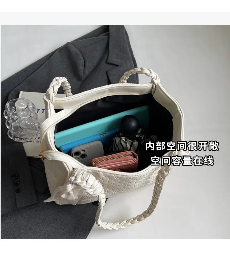 Fashion Tote Bag for Women Large Capacity Shoulder Purse Designer Handbag Simple Style Casual Office Commute Daily Use