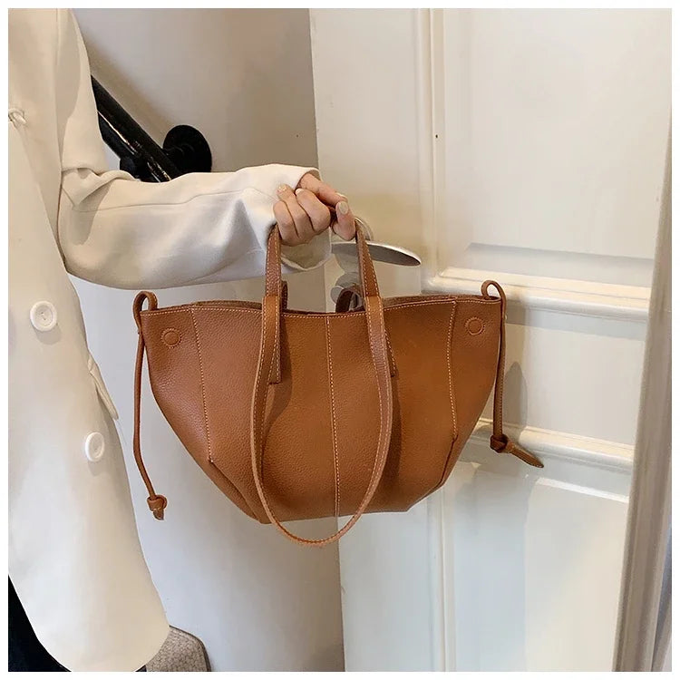 New Handheld Tote Bag Large Capacity Fashionable Women's Bag Premium Single Shoulder Underarm Bag Trousses De L’épaule