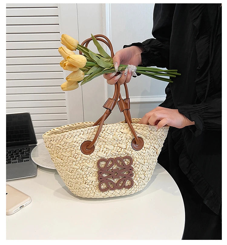 Luxury Simple Classic Clutch Bag Mini For Women With Solid Color Fashion Design And Best Superstar Show Appeal