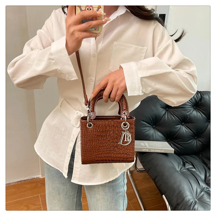 Women's Princess Diana - Style Glossy Crocodile Shoulder Bag - High - End,Versatile Messenger for On - the - Go luxury designer