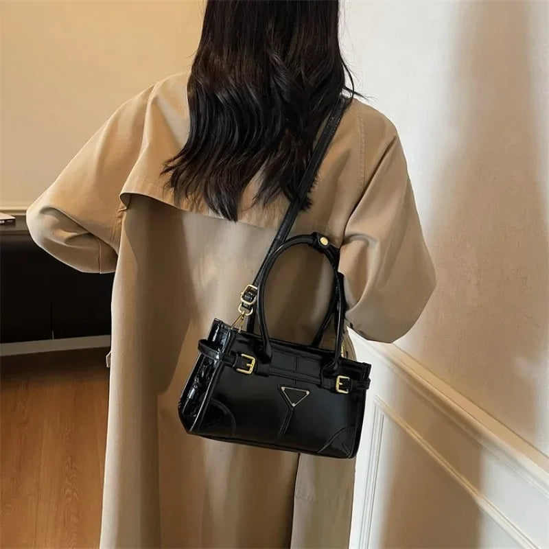 New Model In 2025 Underarm Comfortable Charming Graceful Retro Popular Maillard Style Exquisite Shopping Bag