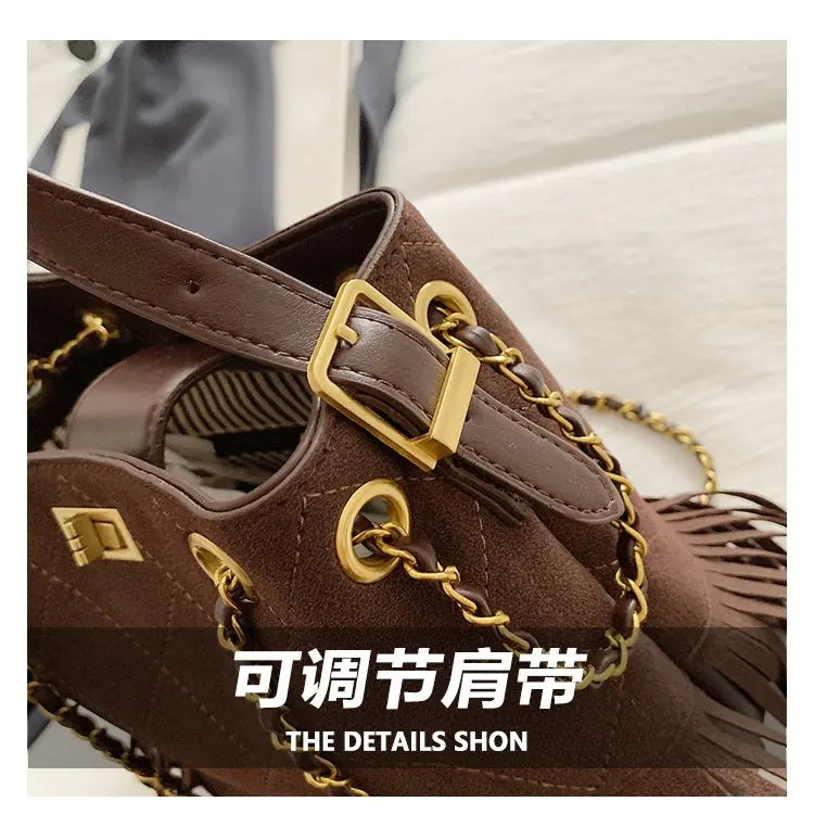 High-End Women's Shoulder Bag Made Of Premium Leather With Trendy Design And Paris Vintage Style