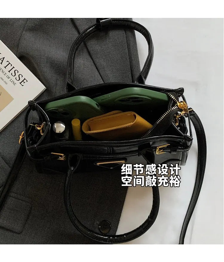 New Model In 2025 Underarm Comfortable Charming Graceful Retro Popular Maillard Style Exquisite Shopping Bag